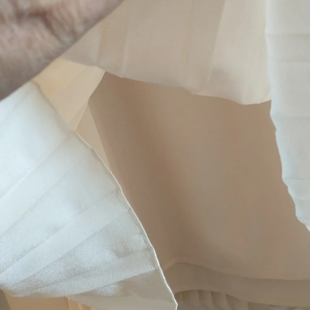 ***DRESS SALE*** - Picture 4 of 4